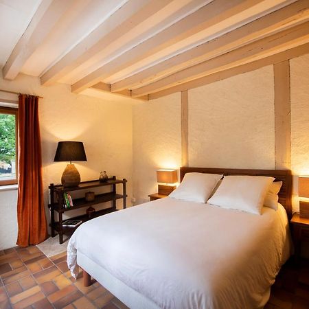Le Jardin De Josnes Bed & Breakfast Exterior photo