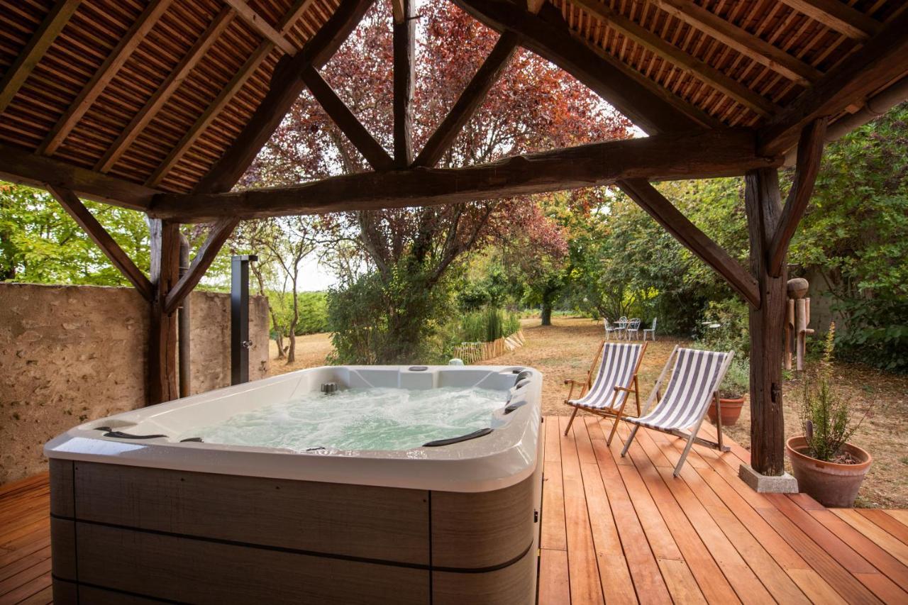Le Jardin De Josnes Bed & Breakfast Exterior photo